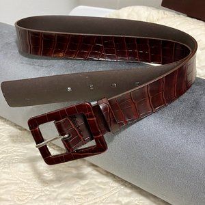 New York & Company Brown Genuine Bonded Leather Belt.